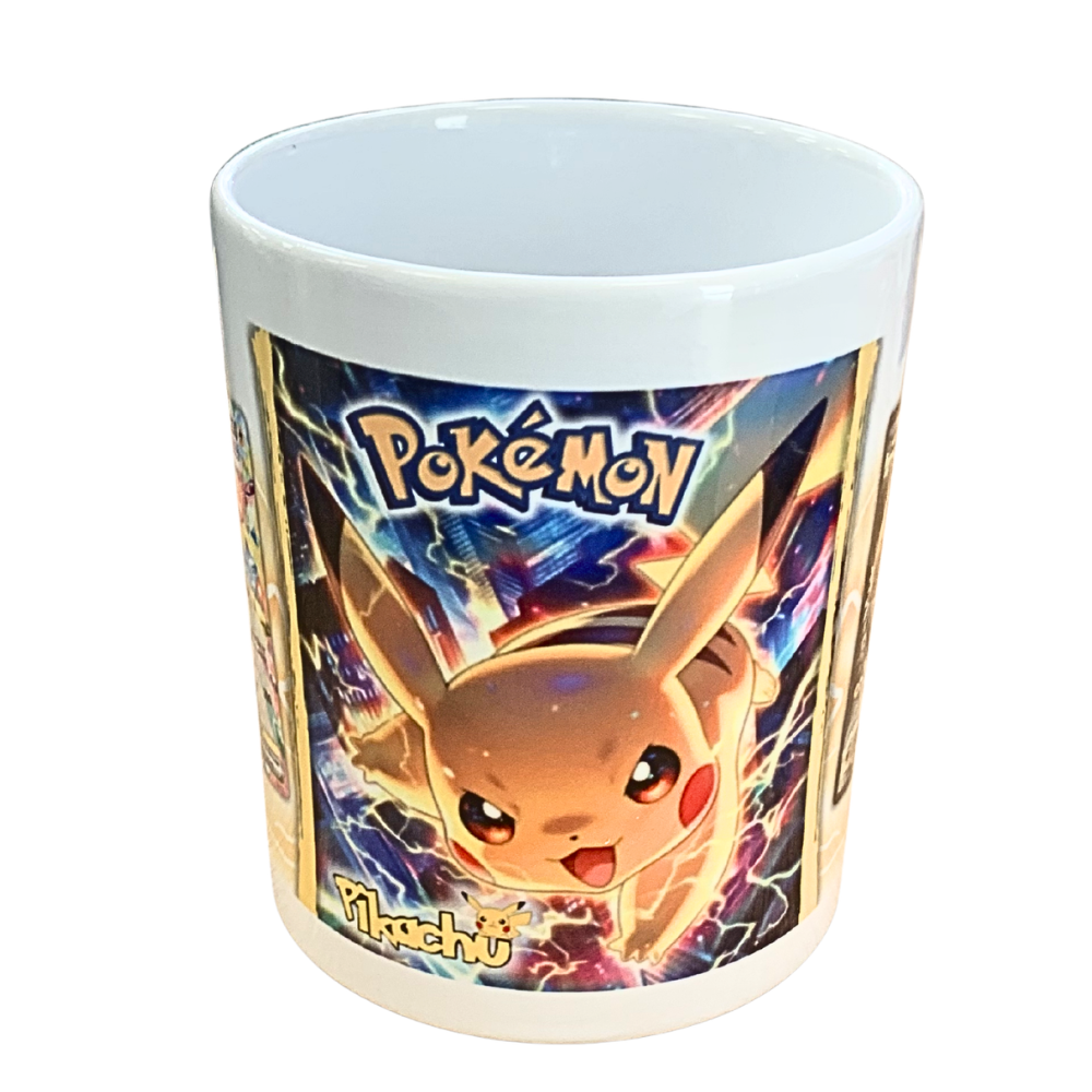 Tazza in ceramica di Pikachu con carte TCG